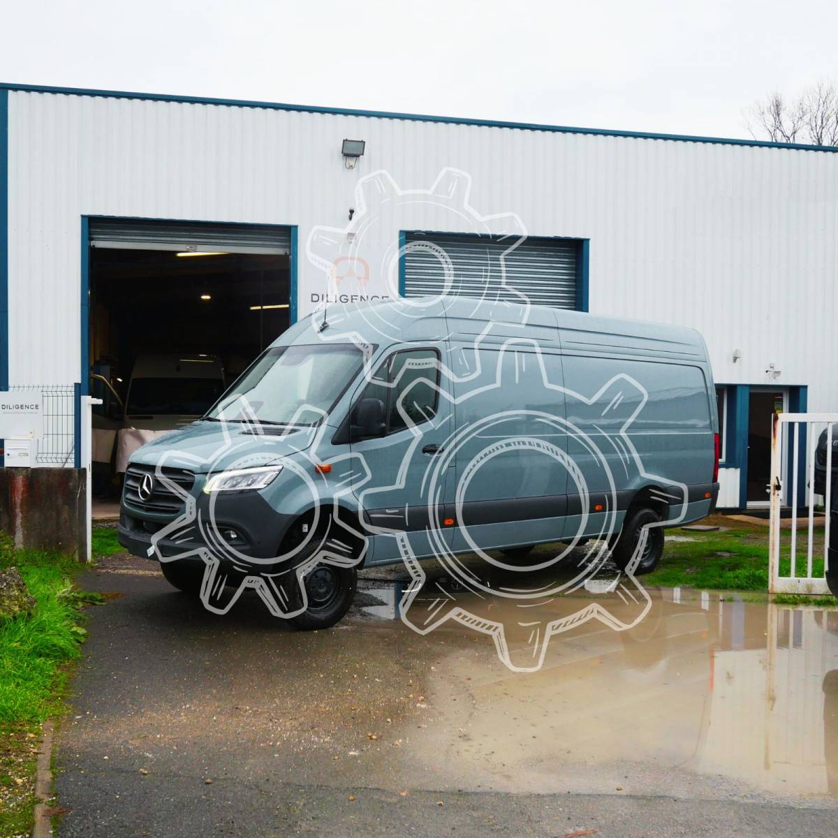 Dili39 : Aménagement d'un Sprinter 4x4 standard pour 3 personnes à destination de l'Europe du Nord et de l'Islande