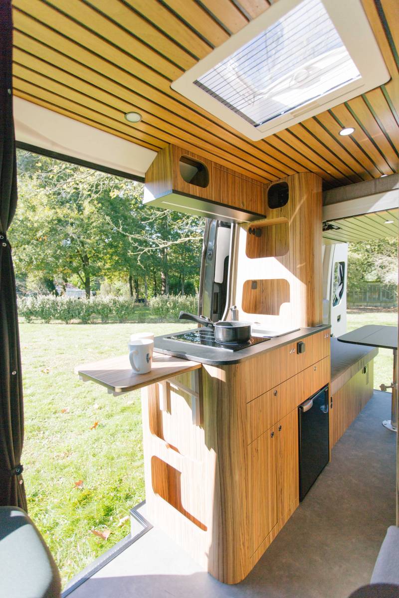 Crafter 4x4 aménagé sur mesure par un artisan français